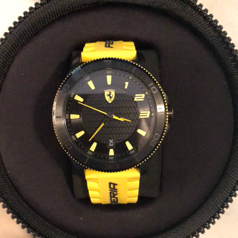 Scuderia Ferrari watch